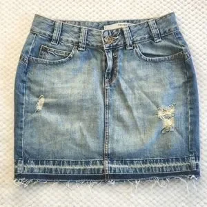Mini-jupe En Jean Délavé DKNY Taille 3 (Juniors) - Neuf Sans étiquette, Style Distressed